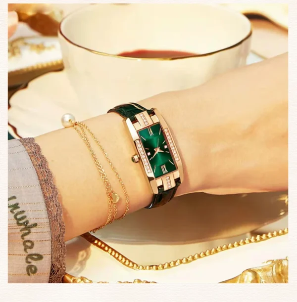 1 pcs Relógios das mulheres Moda Square Ladies Quartz Watch Bracelet Set Dial Verde Simples Couro Luxo Mulheres Relógios